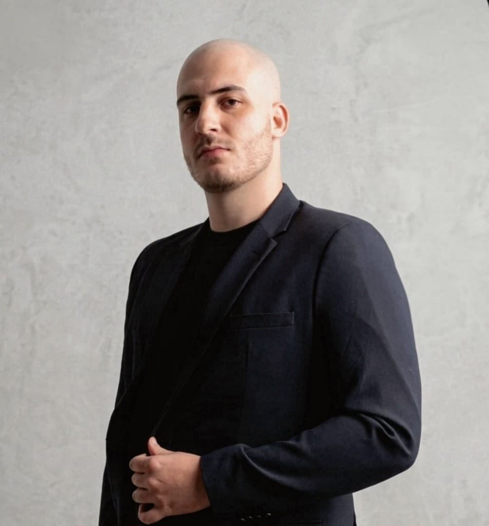 Retrato profissional de Lucas Veloso Assa Galego, Senior Full Stack Engineer